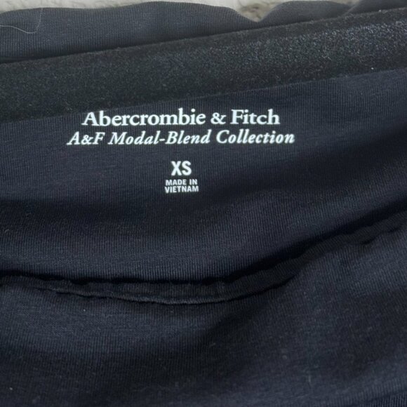 NWT Abercrombie & Fitch Top A&F Modal-Blend sz XS Black Off Shoulder Ruched - Picture 4 of 9
